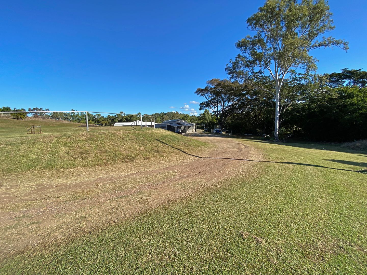 15 Timberland Court, Sarina QLD 4737, Image 2