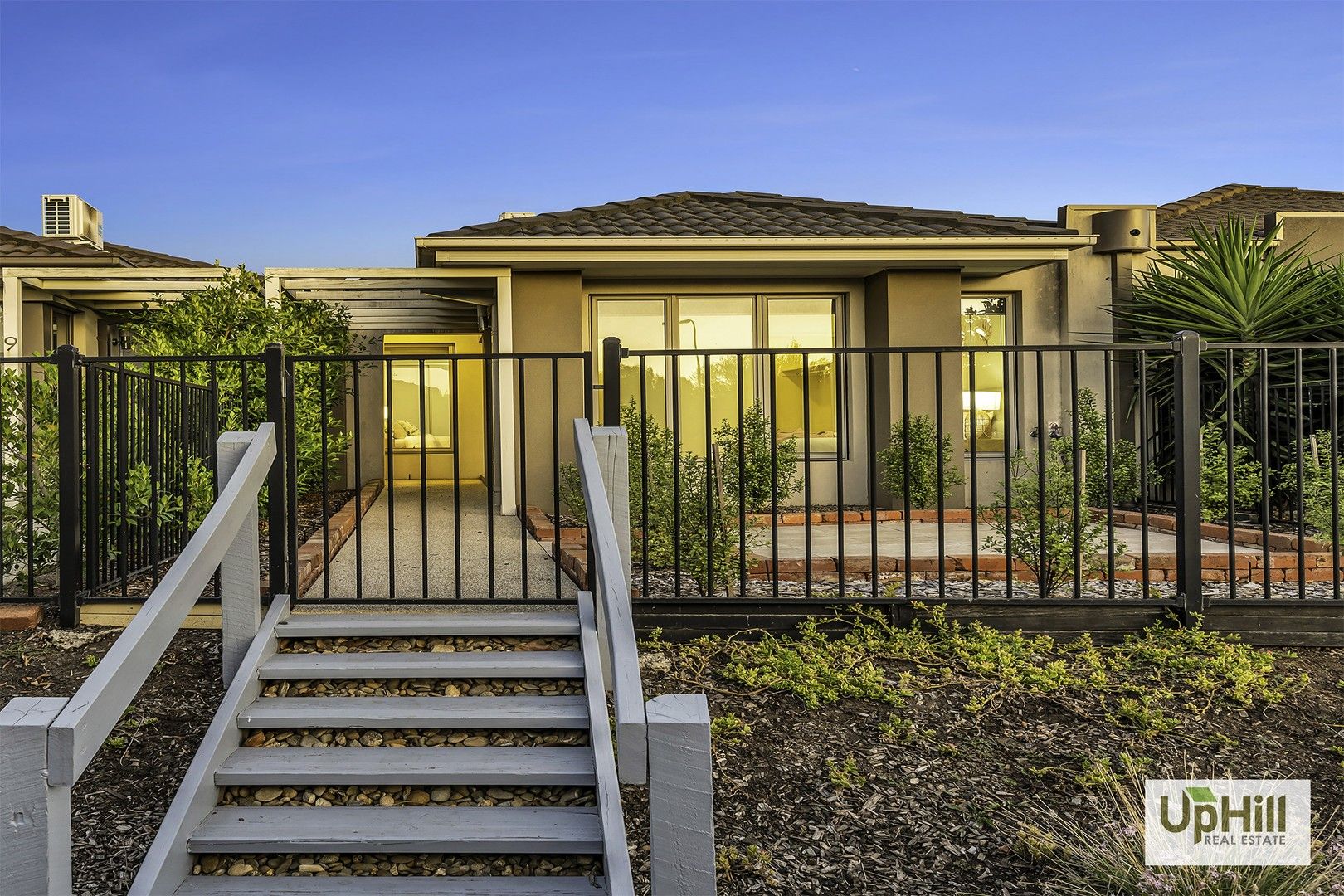 7 Comtois Lane, Clyde North VIC 3978 Domain