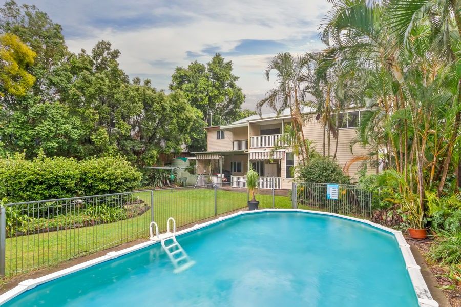 38 Kenneth St, Coorparoo QLD 4151, Image 2