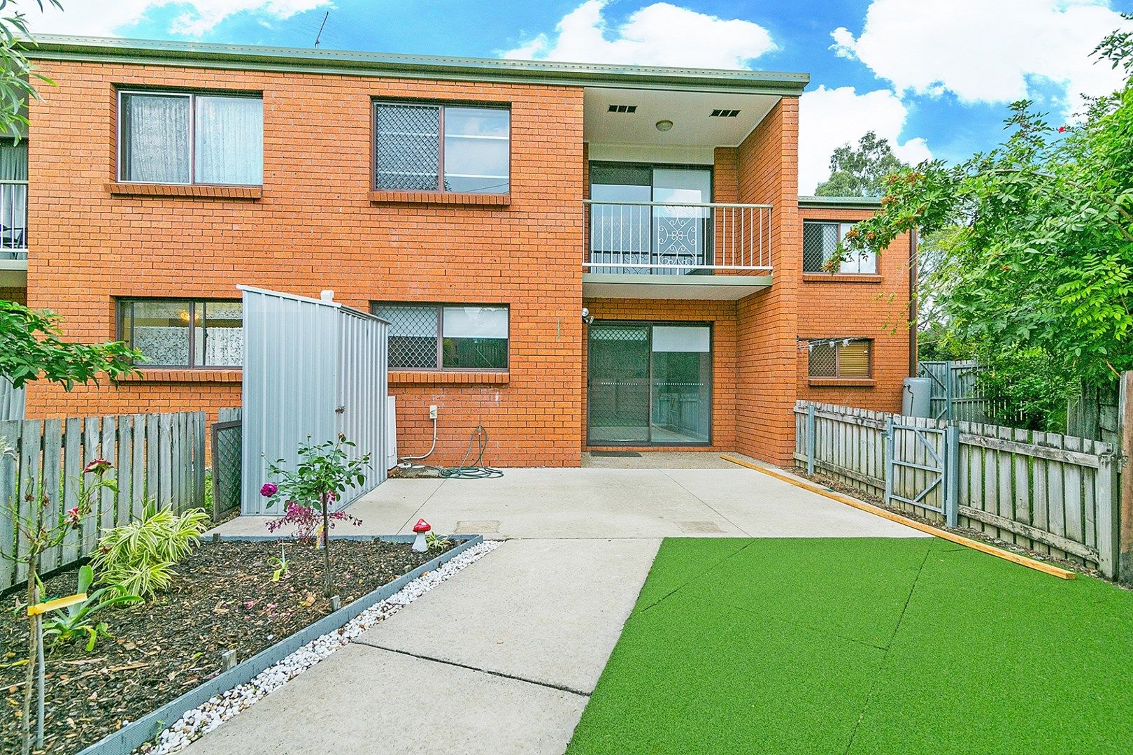 4/4 Amie Court, Springwood QLD 4127