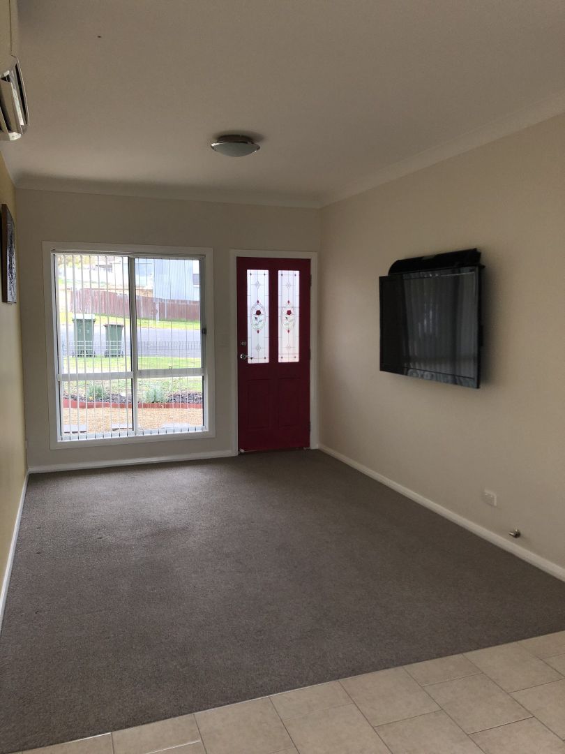 1/147 Hanley Street, Gundagai NSW 2722 Apartment For Rent 330 Domain