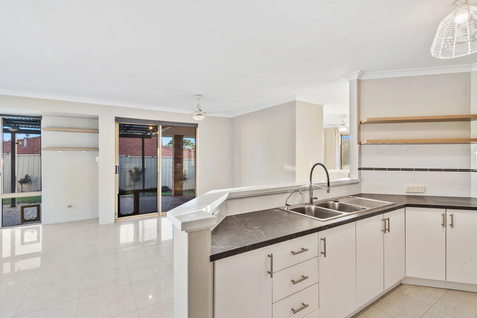 Additional image 3 of 5A Honeysuckle Ramble, Halls Head WA 6210