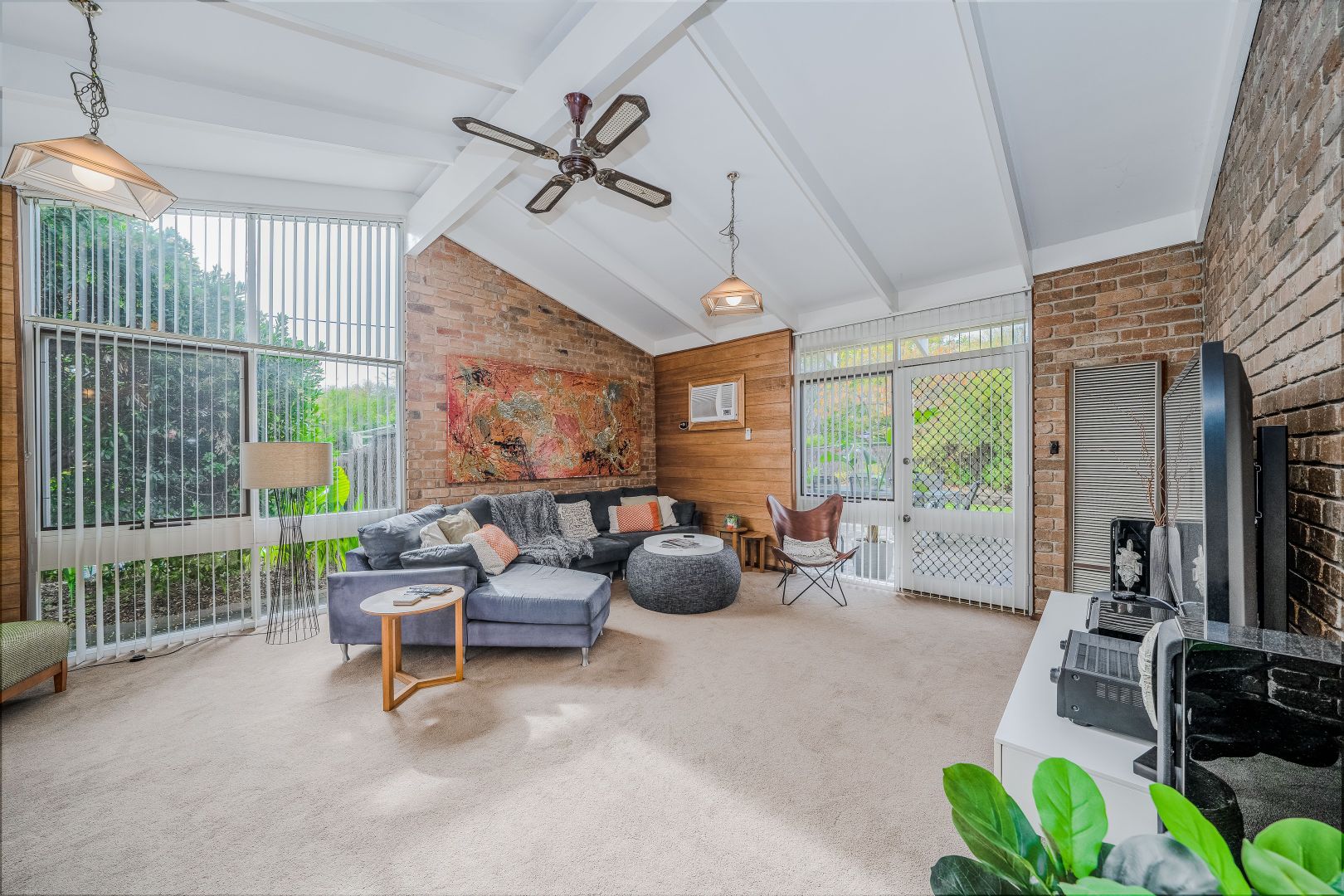 1 Silverdale Crescent, Bellevue Heights SA 5050, Image 2
