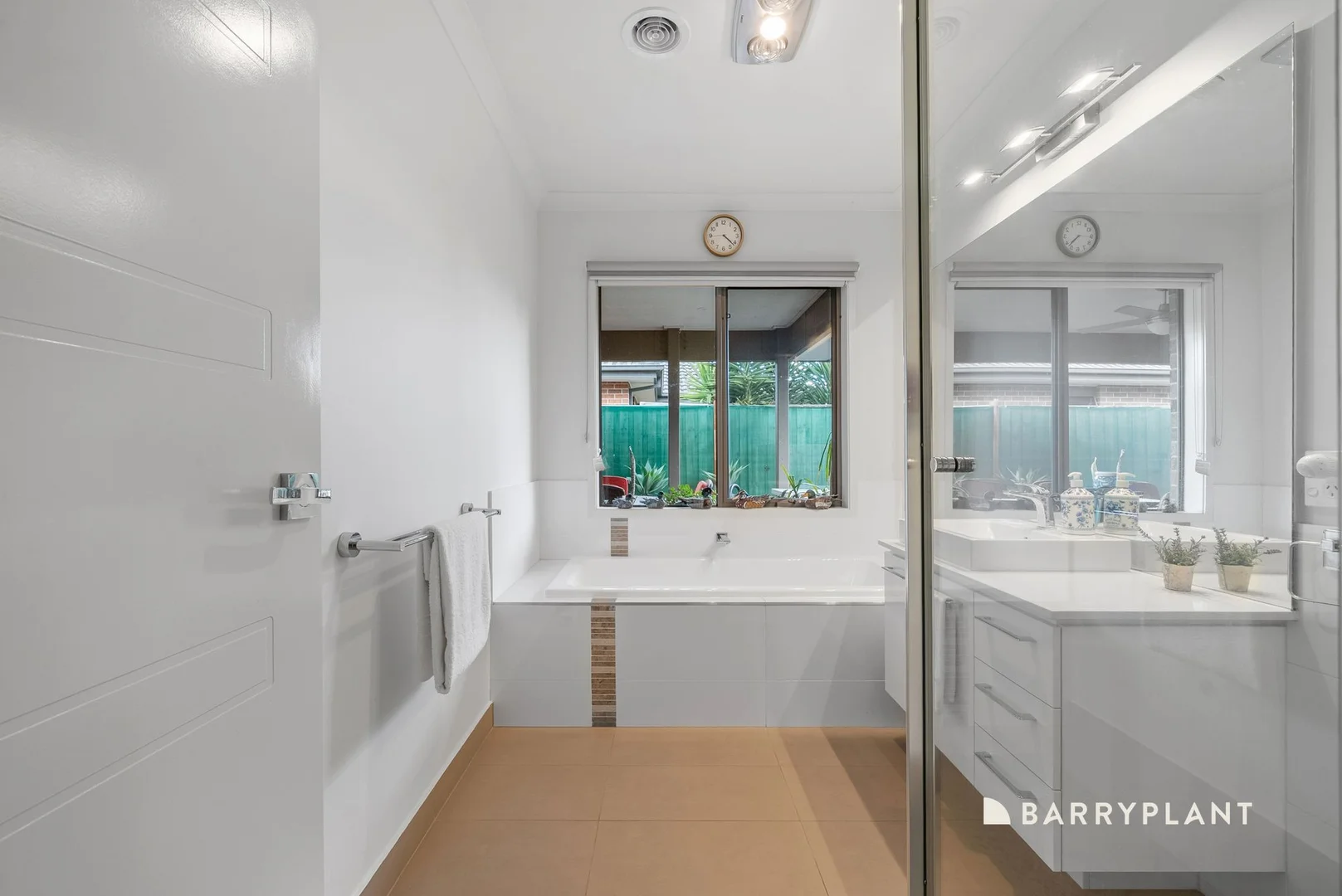 Additional image 13 of 5 Hicus Drive, Doreen VIC 3754