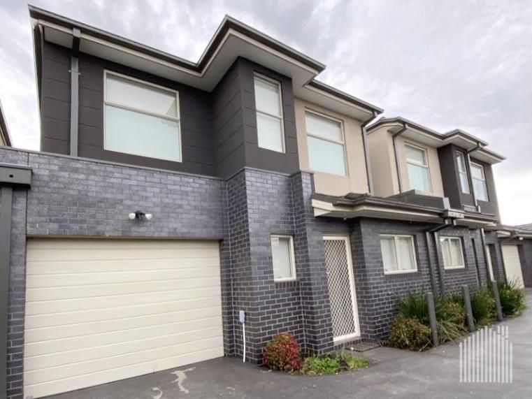 2 bedrooms Townhouse in 2/48 Volga Street HADFIELD VIC, 3046