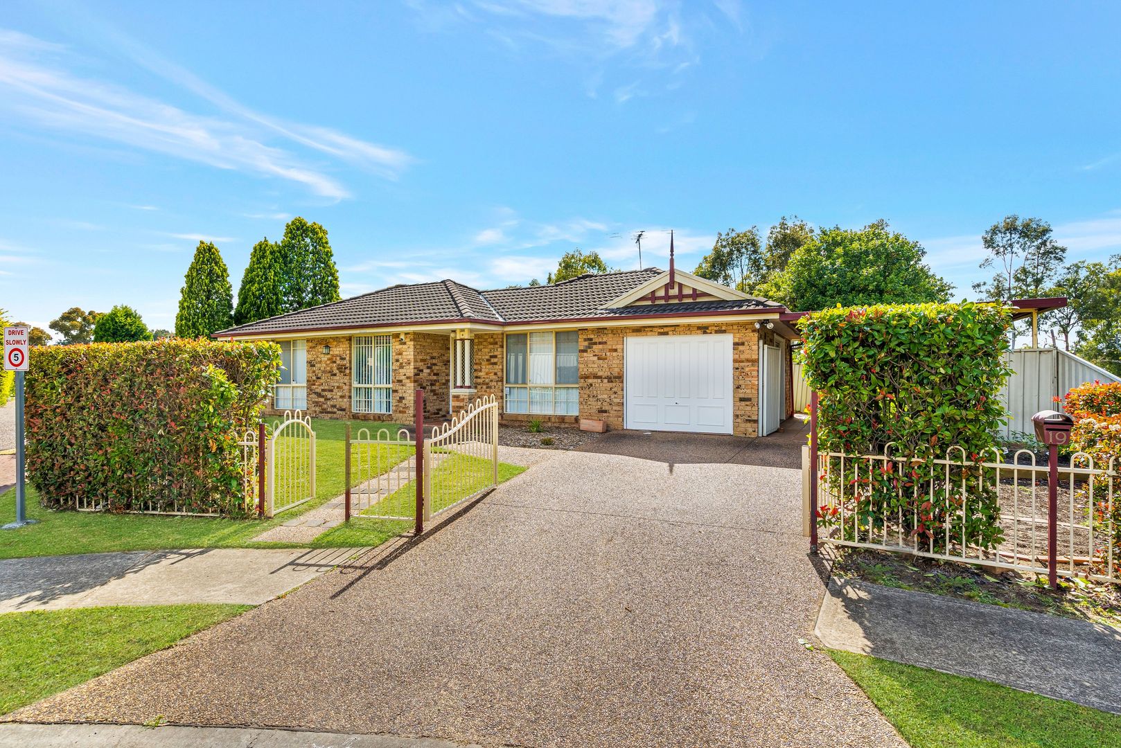 19 Shearwater Road, Hinchinbrook Property History & Address Research