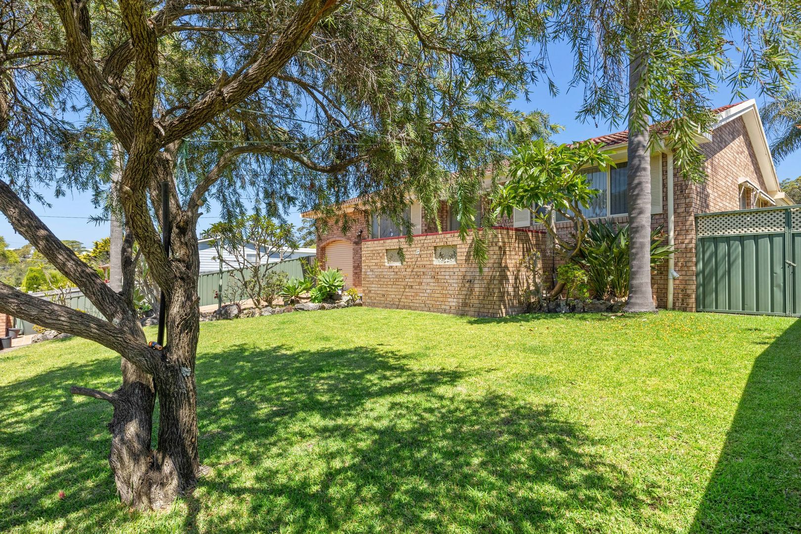 17 The Palisade, Manyana NSW 2539 Domain
