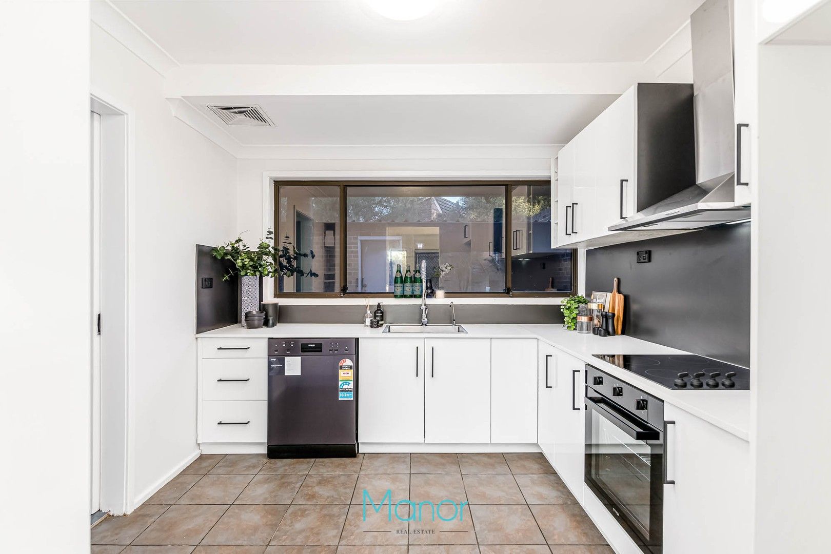 4/2 Cross Street, Baulkham Hills NSW 2153, Image 0