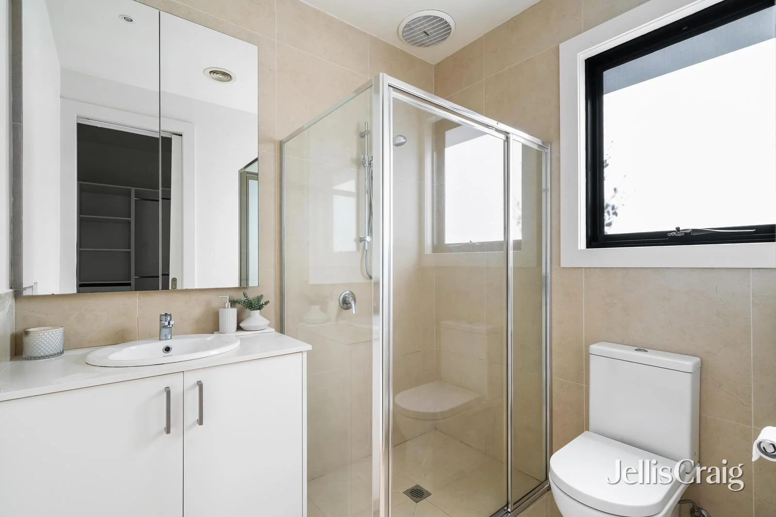 Additional image 12 of 2/41 Orange Street, Bentleigh East VIC 3165