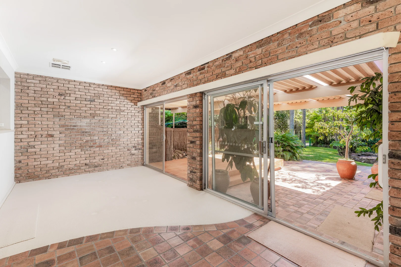 Additional image 5 of 43 Caringbah Road, Caringbah South NSW 2229