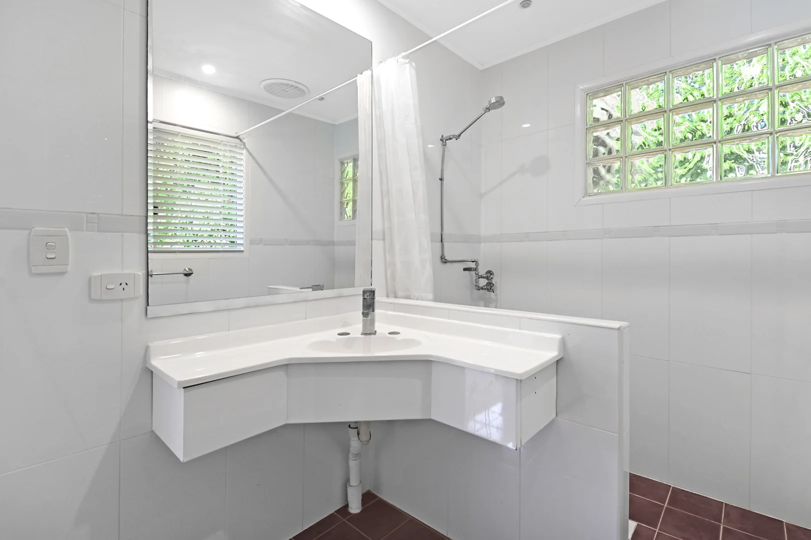 Additional image 8 of 16 Buena Vista Court, Broadbeach Waters QLD 4218