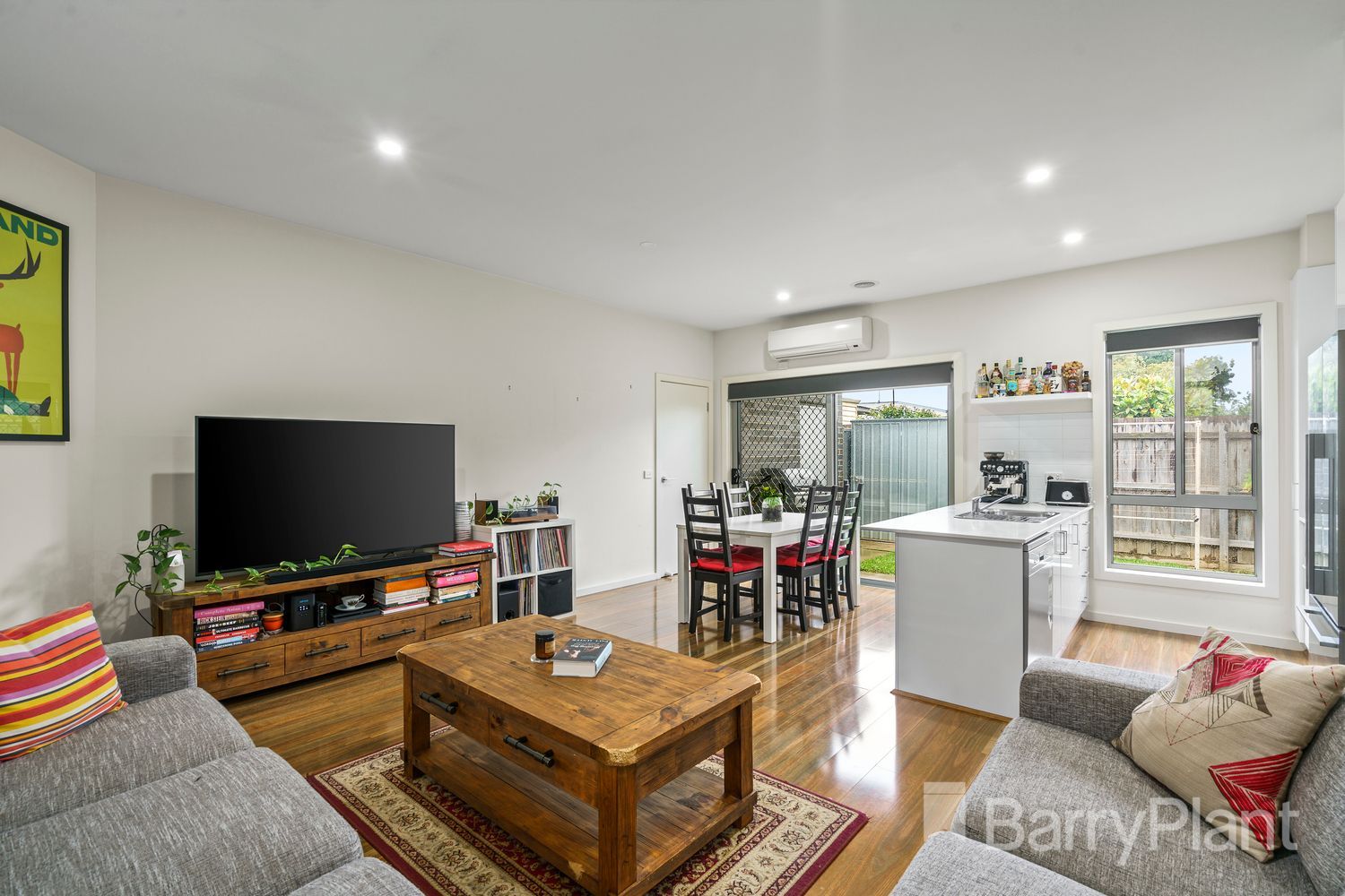 2/37 Burnett Avenue, Braybrook VIC 3019, Image 2