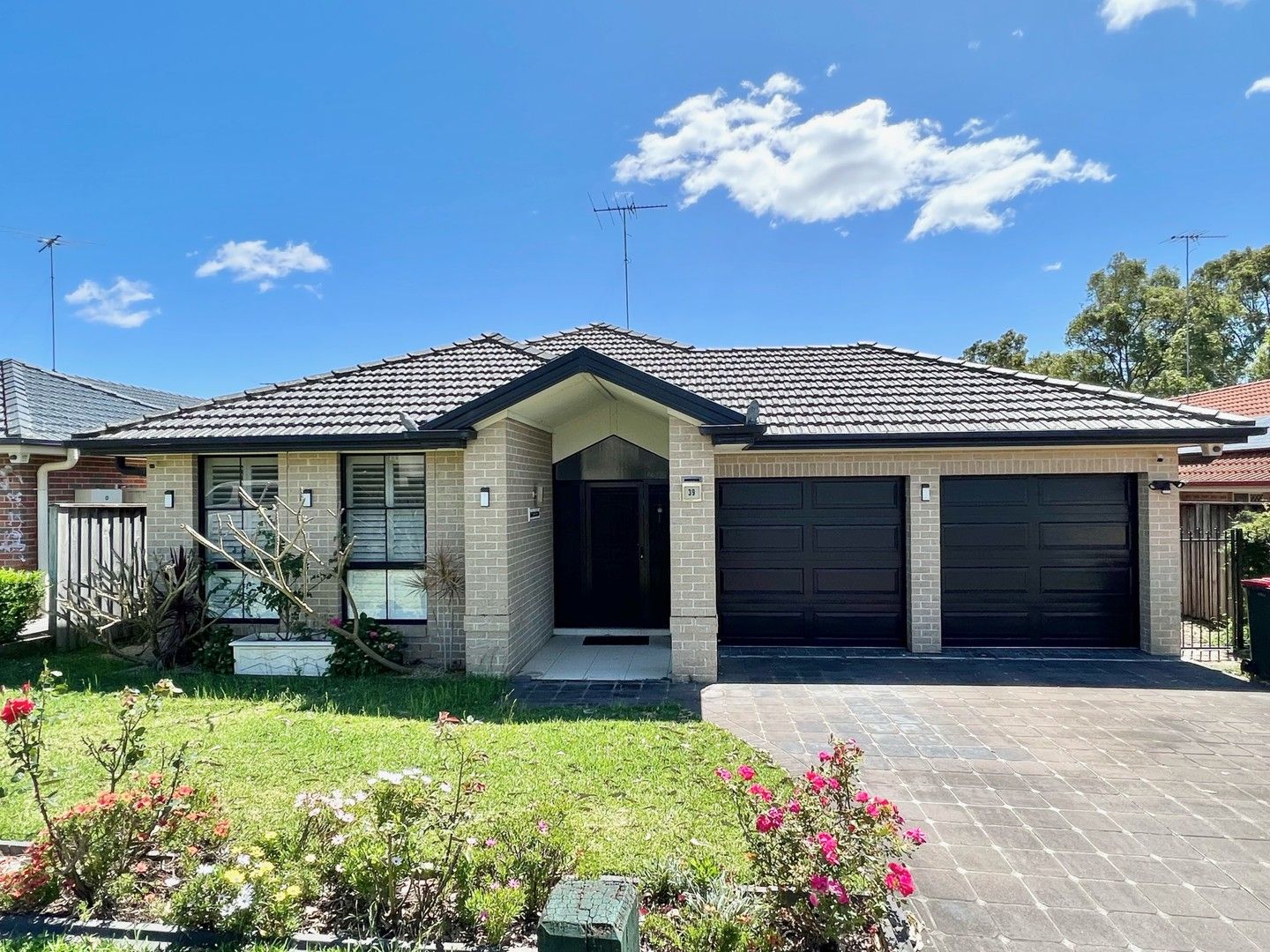 3 bedrooms House in 39 Paperbark Drive WOODCROFT NSW, 2767