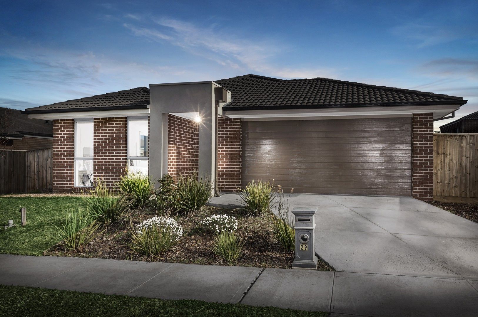 4 bedrooms House in 29 Blackwattle Court MERNDA VIC, 3754