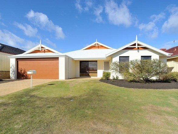 13 Mawson Grange, Lakelands WA 6180