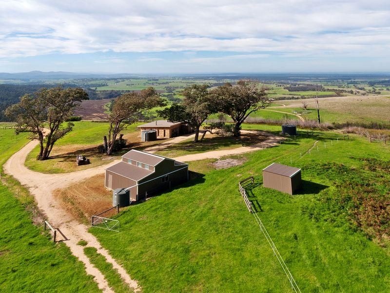 15 Aubreys Road, Seaton VIC 3858