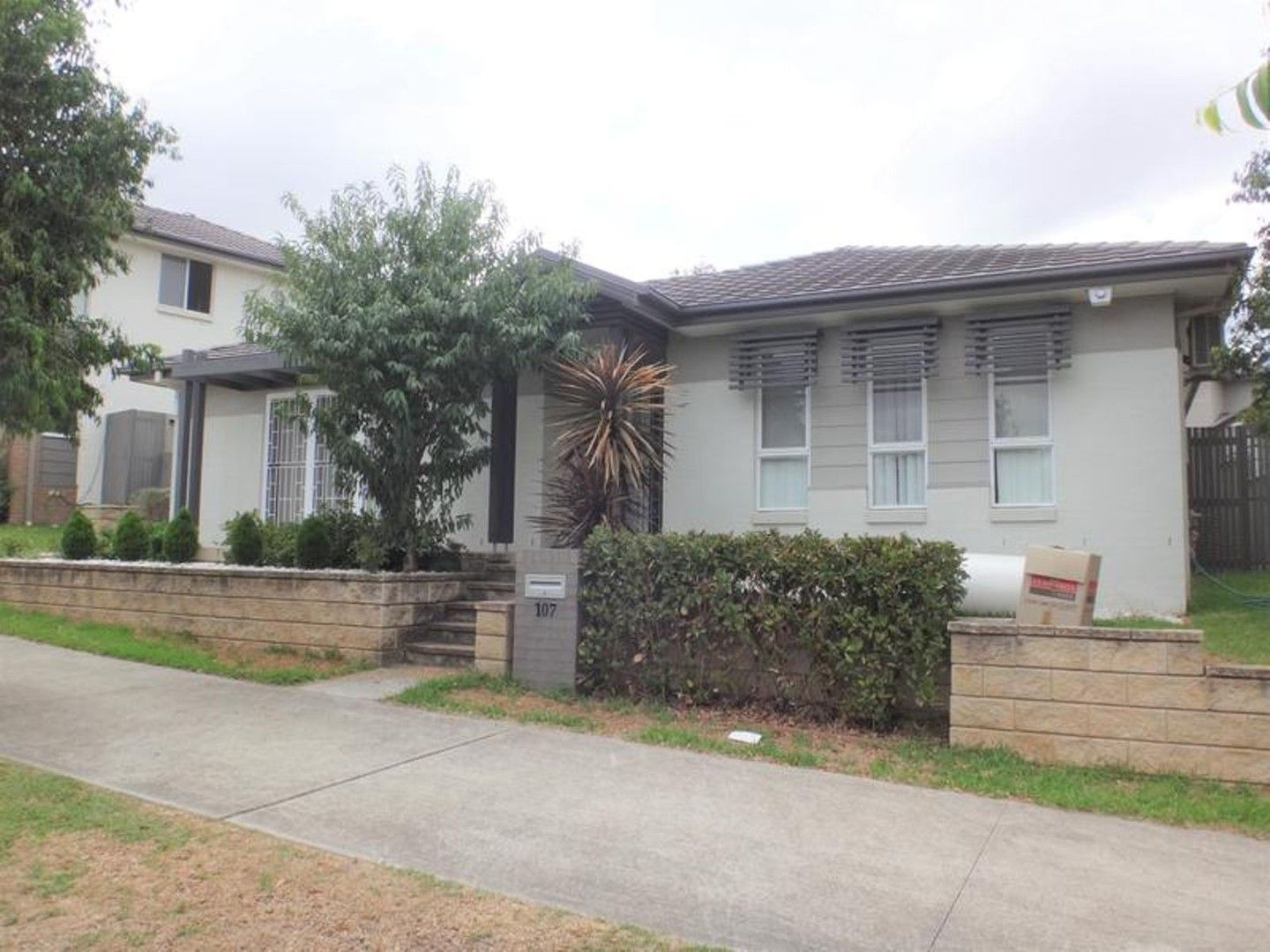 107 Middleton Drive, Middleton Grange NSW 2171 House For Rent Domain