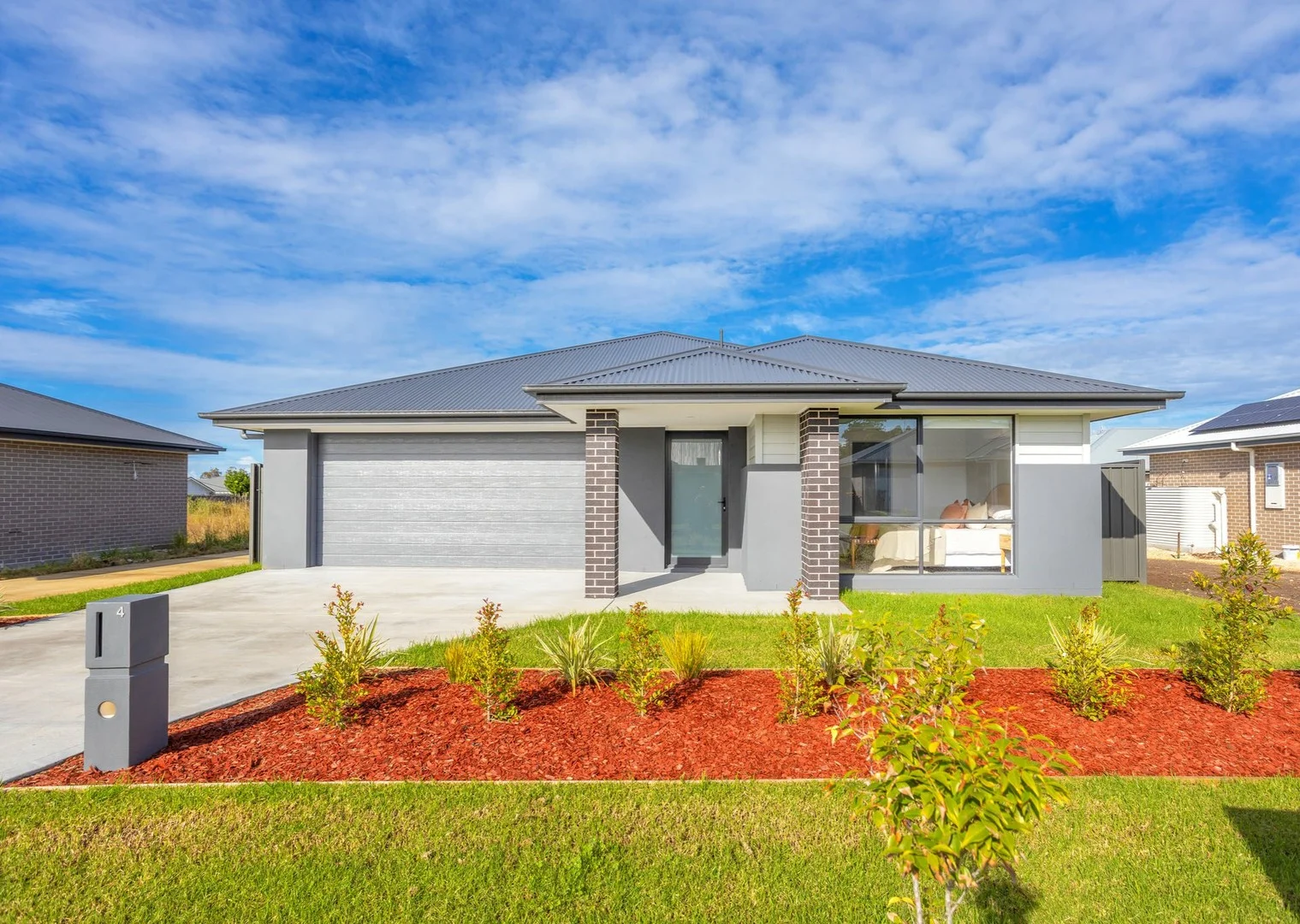 4 Peony Avenue, Old Bar NSW 2430