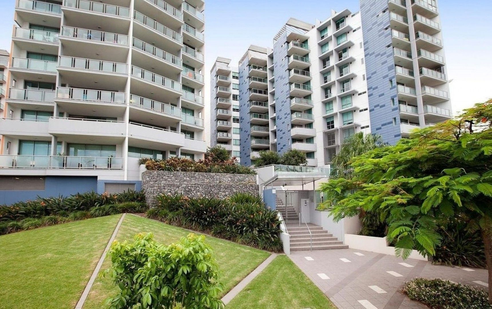 2 bedrooms Apartment / Unit / Flat in 3103 92 Quay Street BRISBANE CITY QLD, 4000
