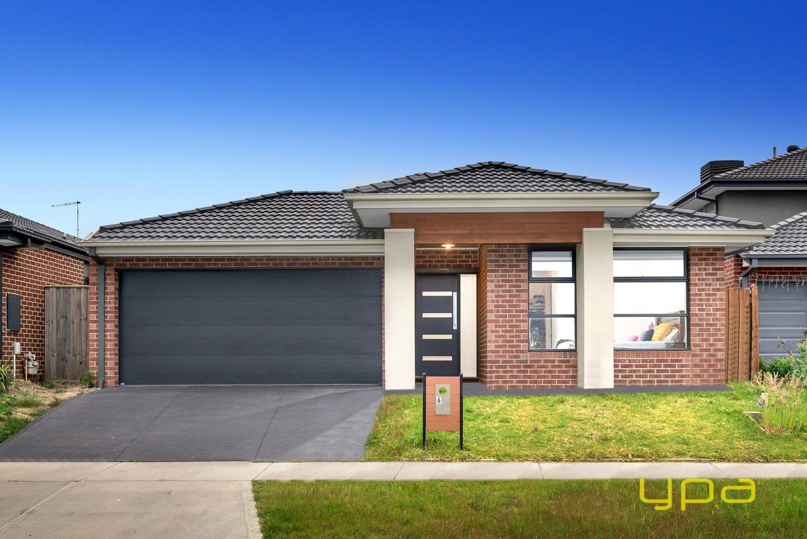 6 Holgate Avenue, Clyde North VIC 3978