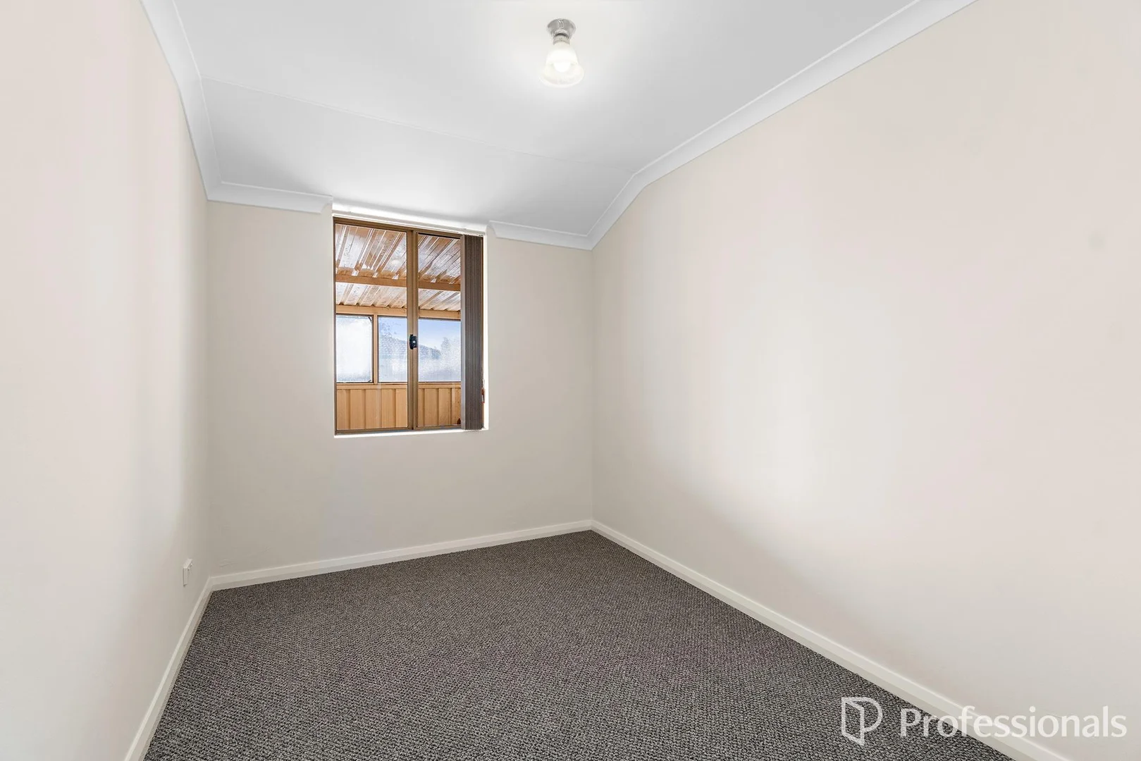 Additional image 24 of 142 Seville Drive, Seville Grove WA 6112