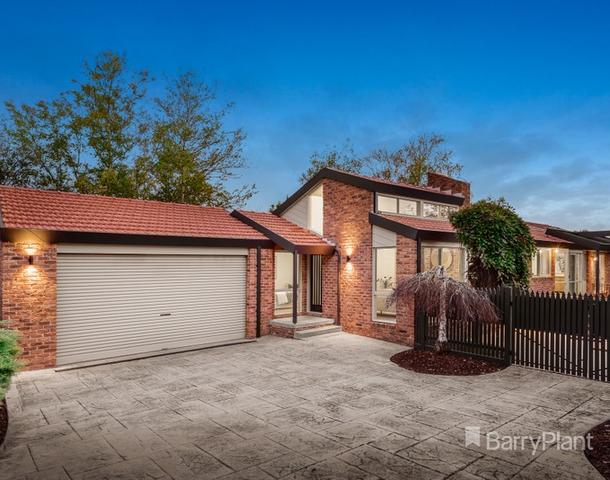 32 Summerhill Park Drive, Mooroolbark VIC 3138