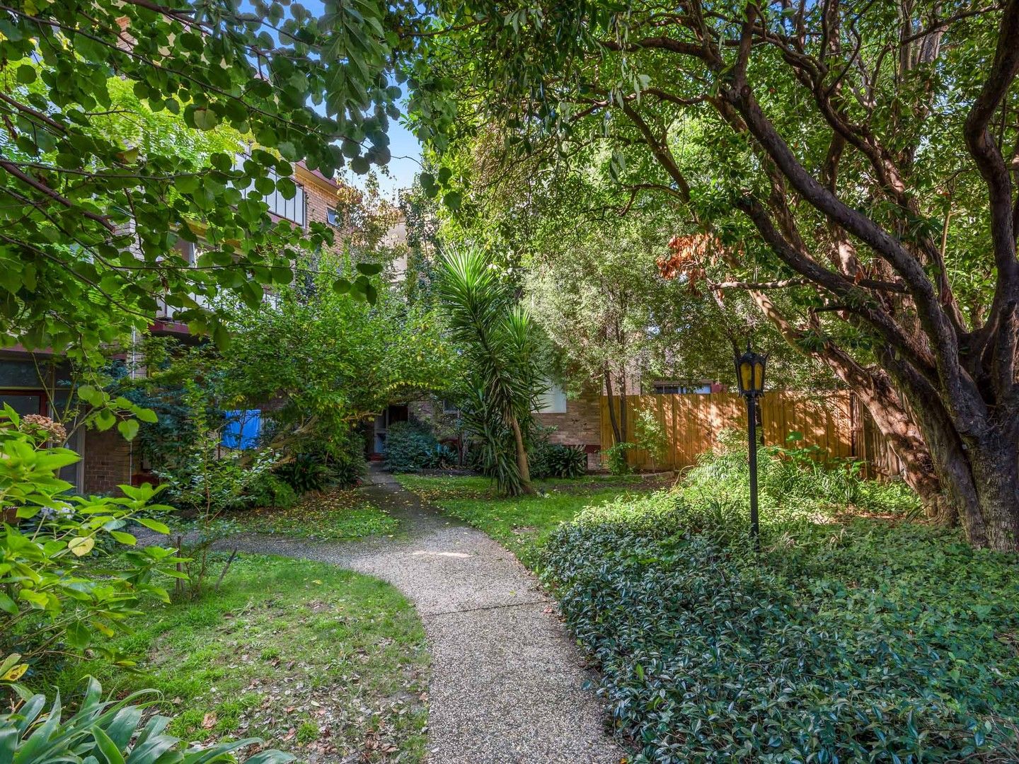 2 bedrooms Apartment / Unit / Flat in 16/34 Kensington Rd SOUTH YARRA VIC, 3141