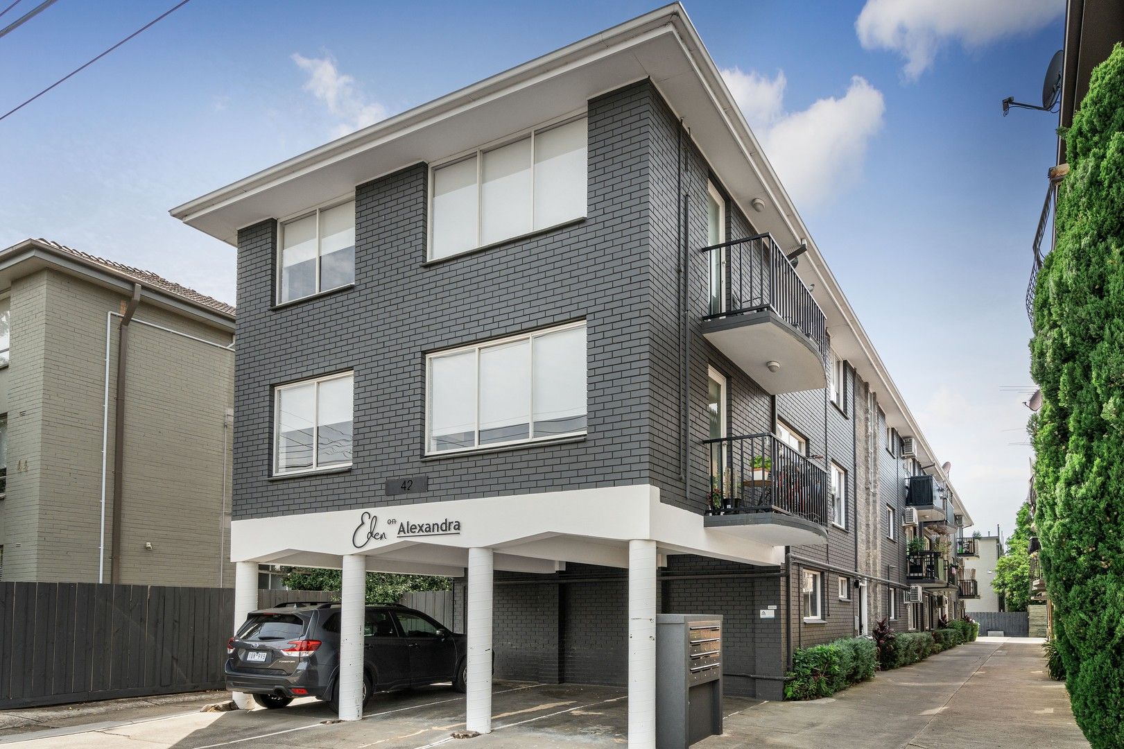 2 bedrooms Apartment / Unit / Flat in 2/42 Alexandra Street ST KILDA EAST VIC, 3183