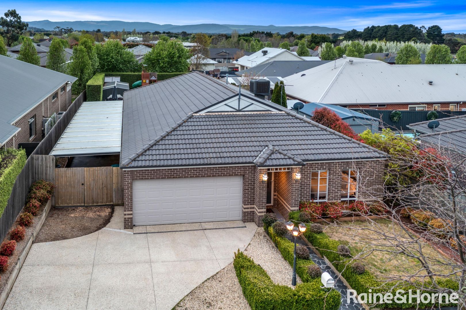 6 Tuxedo Drive, Gisborne VIC 3437, Image 1