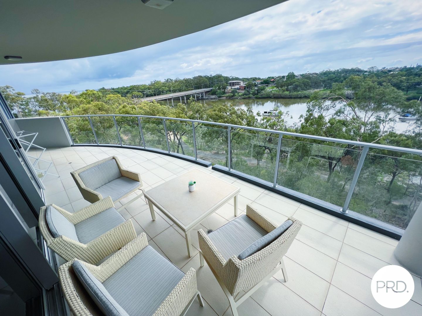 17/2 The Promenade, Boyne Island QLD 4680, Image 2