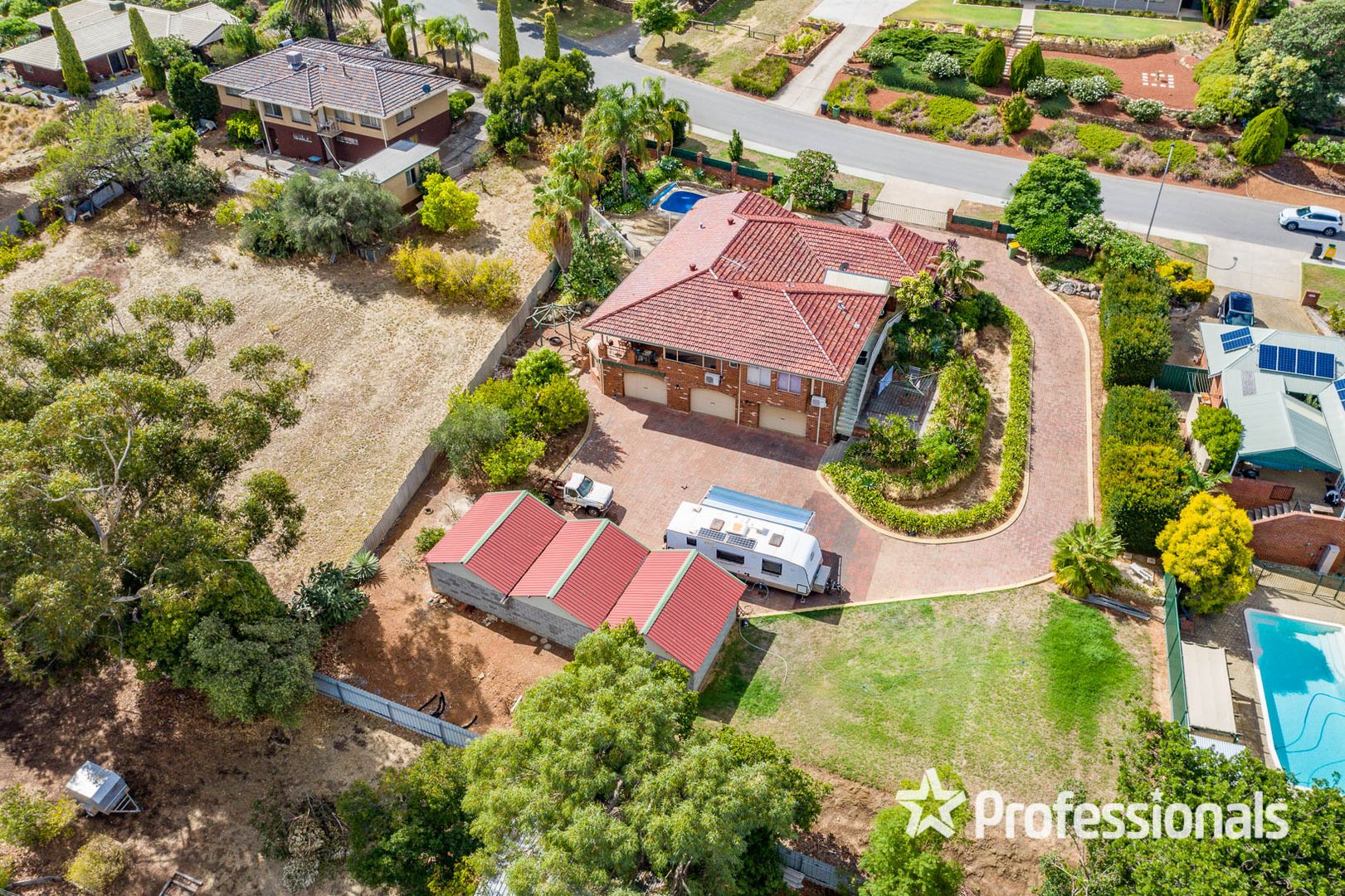 7 Henrietta Avenue, Mount Nasura WA 6112, Image 1