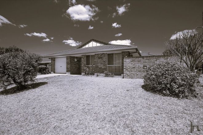 Picture of 12 Glendower Close, ARMIDALE NSW 2350