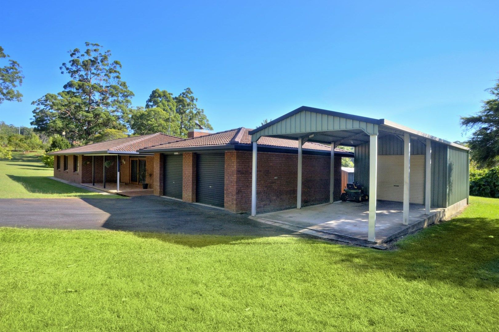 82 Lake Russell Drive, Emerald Beach NSW 2456, Image 0