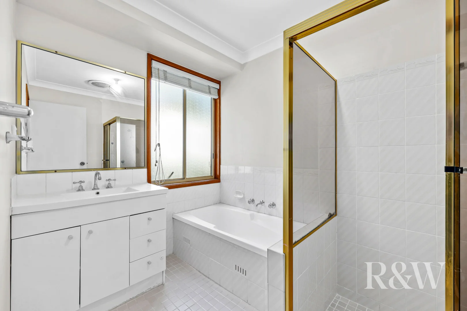 Additional image 9 of 37 MOUNT HUON CIRCUIT, Glen Alpine NSW 2560