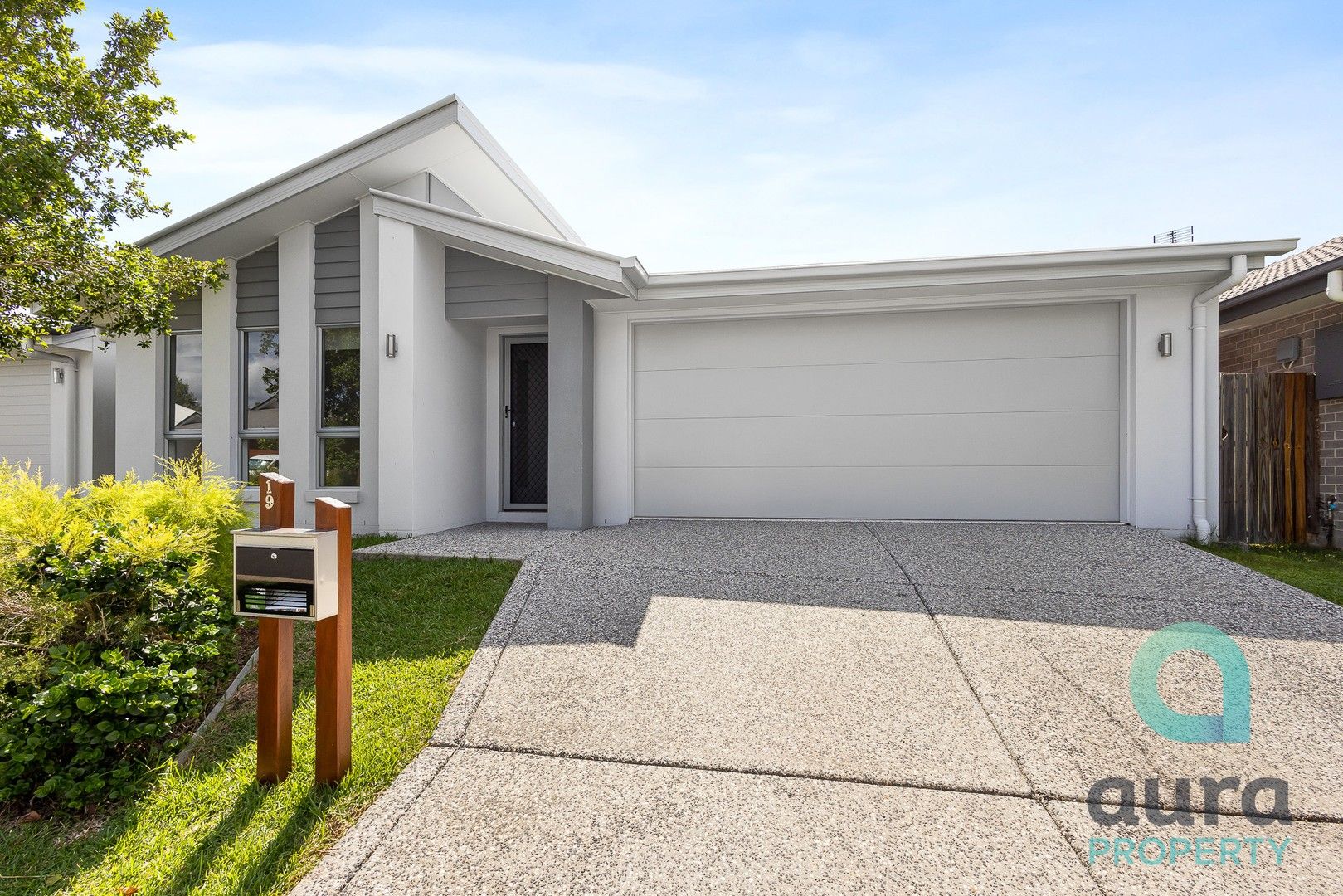 4 bedrooms House in 19 Cyan Street CALOUNDRA WEST QLD, 4551