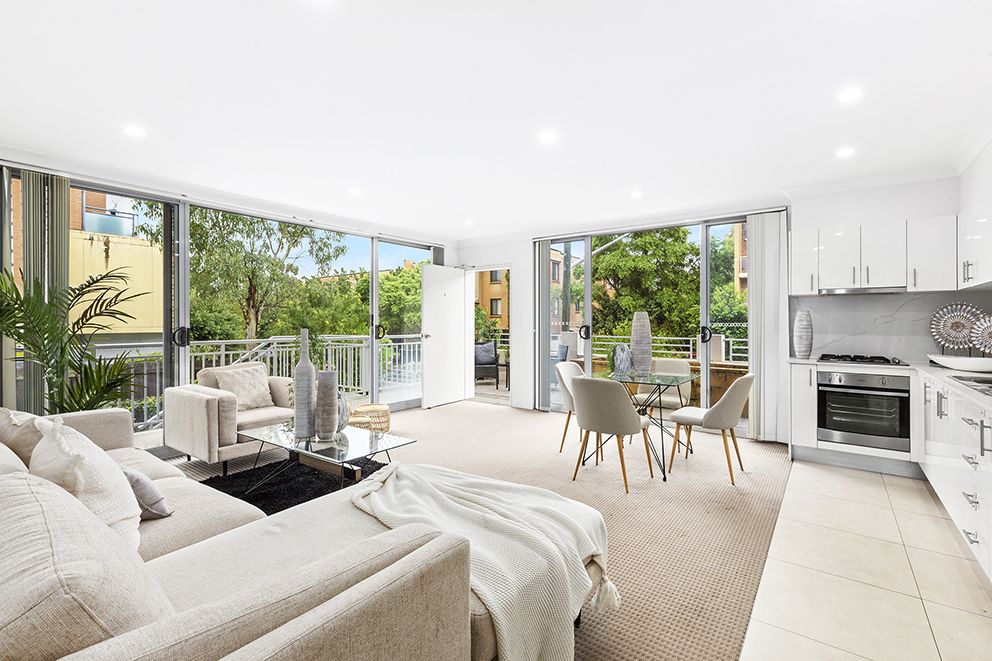 2 bedrooms Apartment / Unit / Flat in 1/17 Lydbrook Street WESTMEAD NSW, 2145