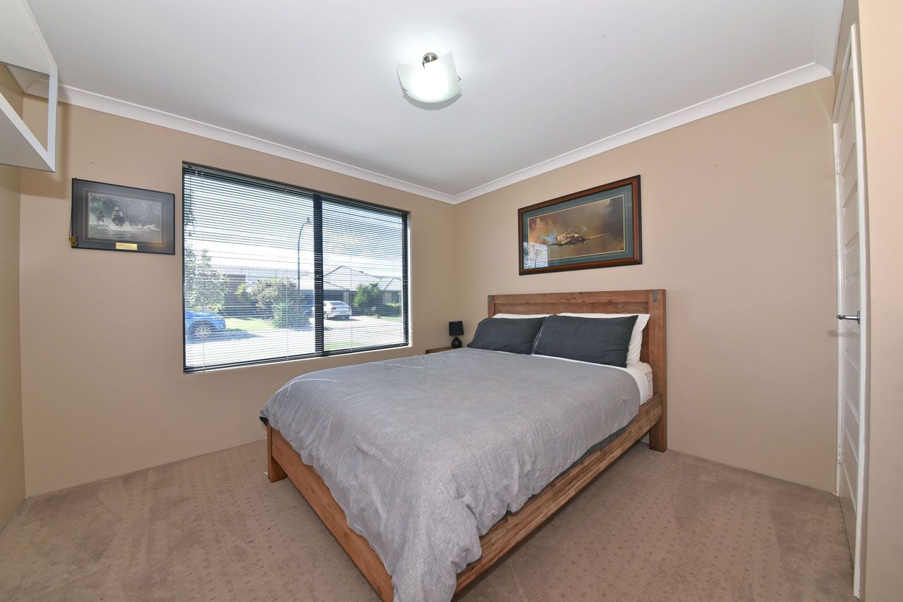 130 Liberty Drive, Clarkson WA 6030, Image 2