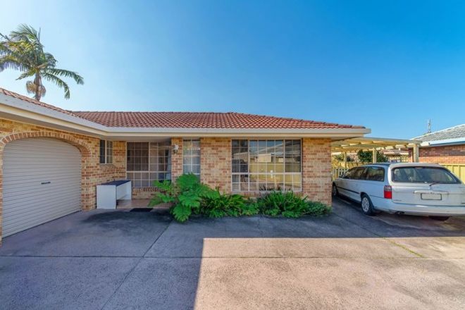 Picture of 2/21 Casuarina Close, YAMBA NSW 2464