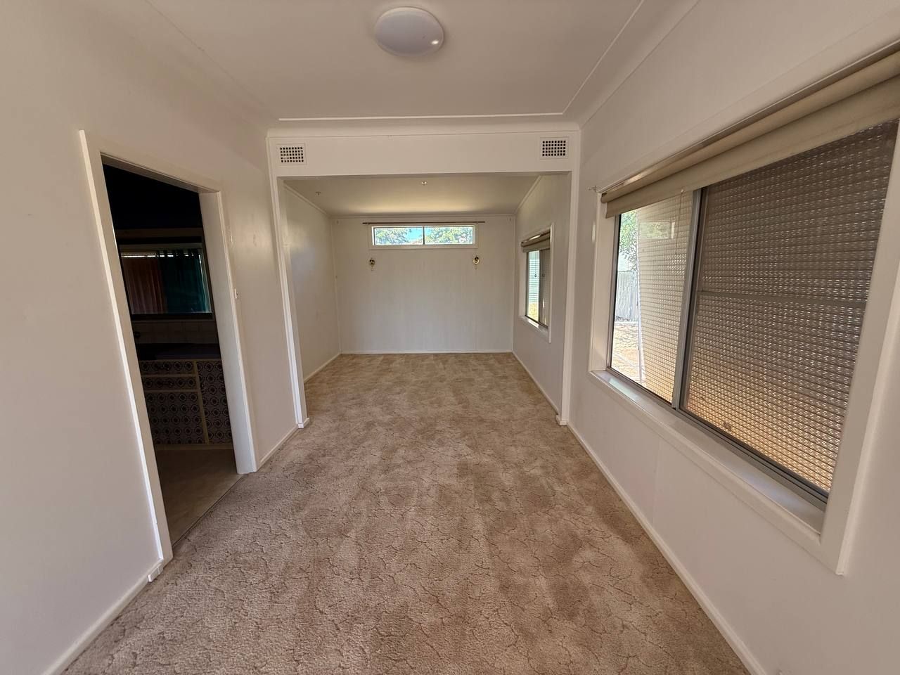 5 Officers Parade, Condobolin NSW 2877 - House For Rent - $350 | Domain
