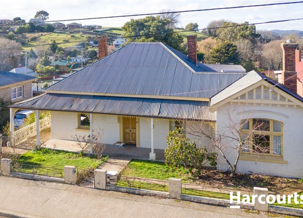 17 West Barrack Street, Deloraine TAS 7304