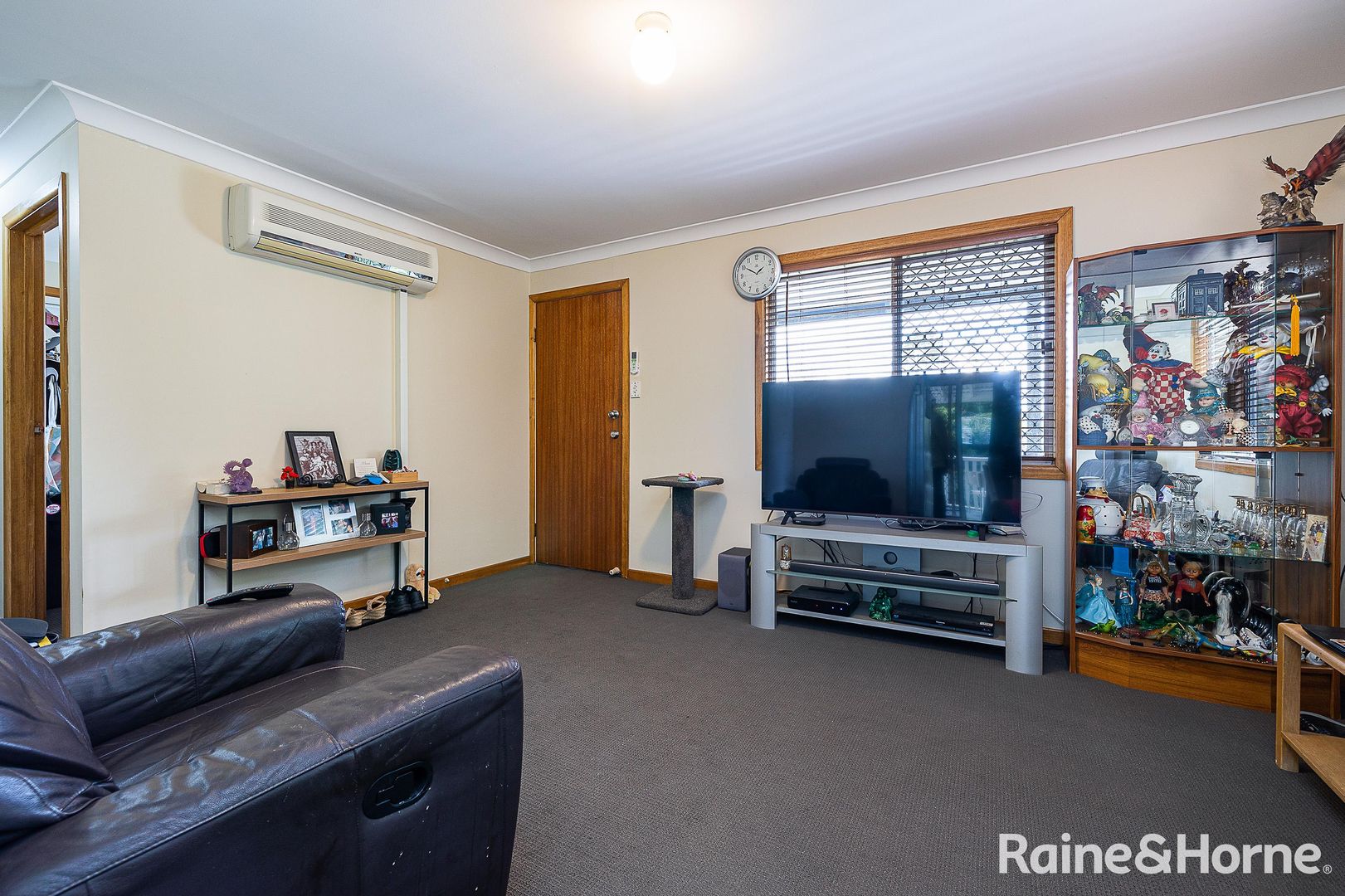 1 ASH AVENUE, Woodridge QLD 4114, Image 2