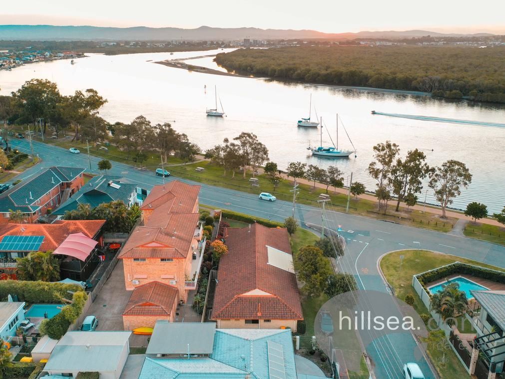 1 & 2/36 Killowill Avenue, Paradise Point QLD 4216, Image 2