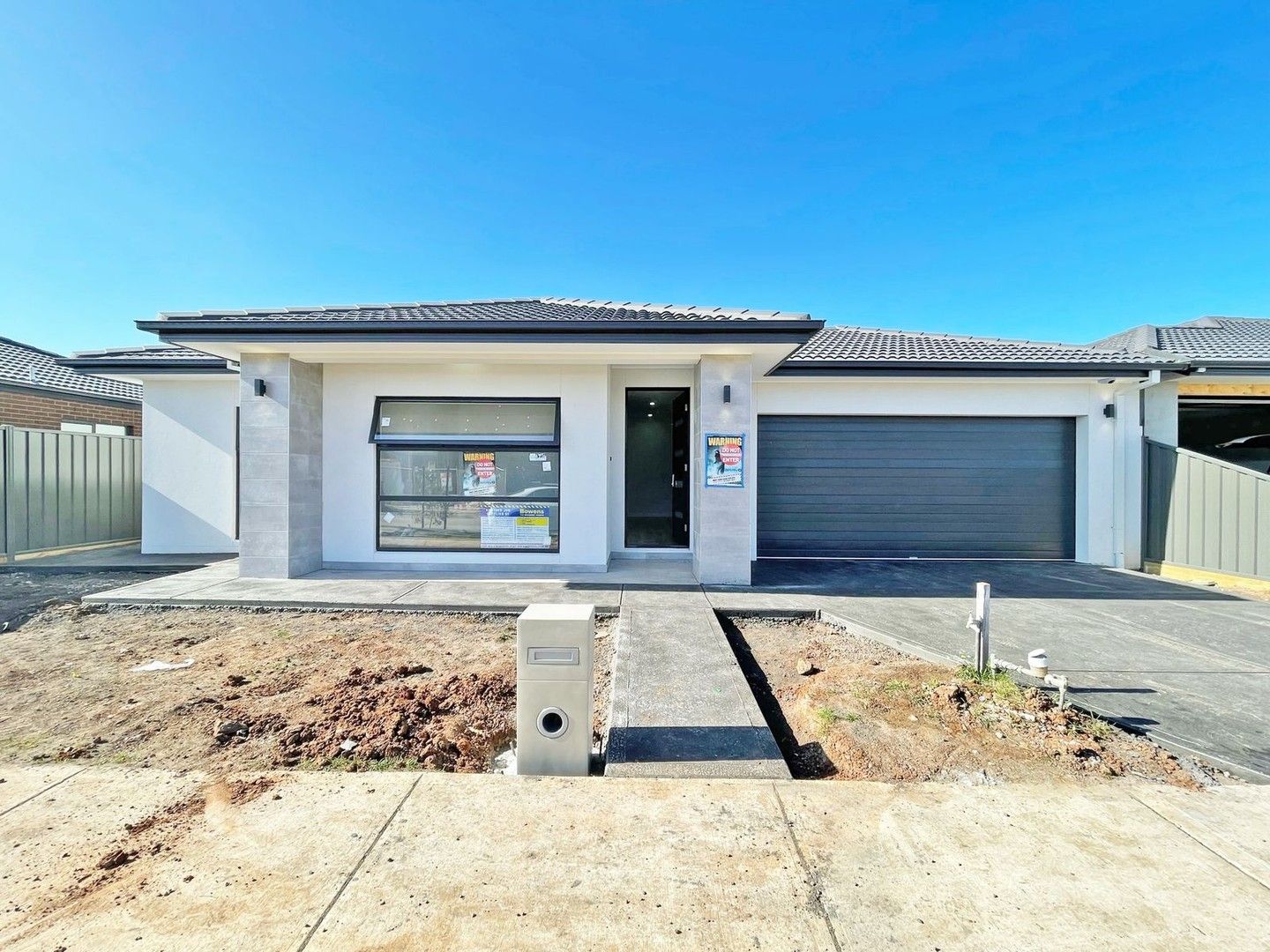 4 bedrooms House in 66 Hemingway Drive ROCKBANK VIC, 3335