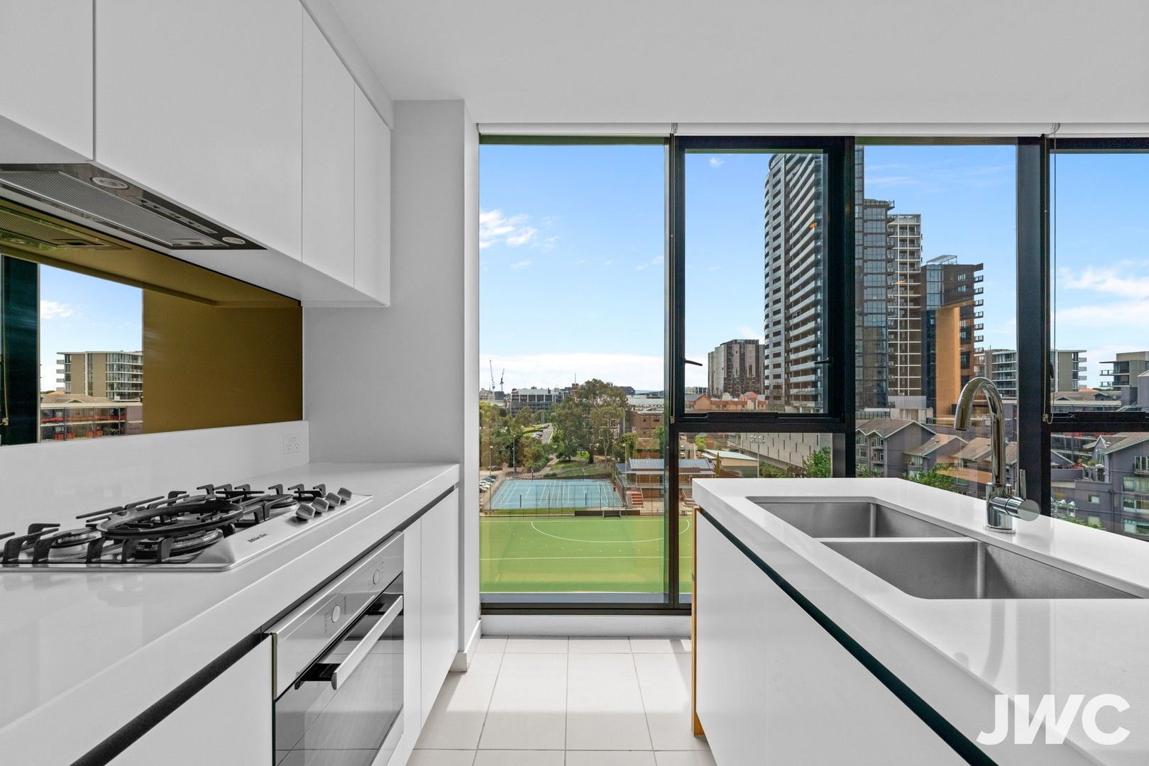 2 bedrooms Apartment / Unit / Flat in 703/8 Daly Street SOUTH YARRA VIC, 3141
