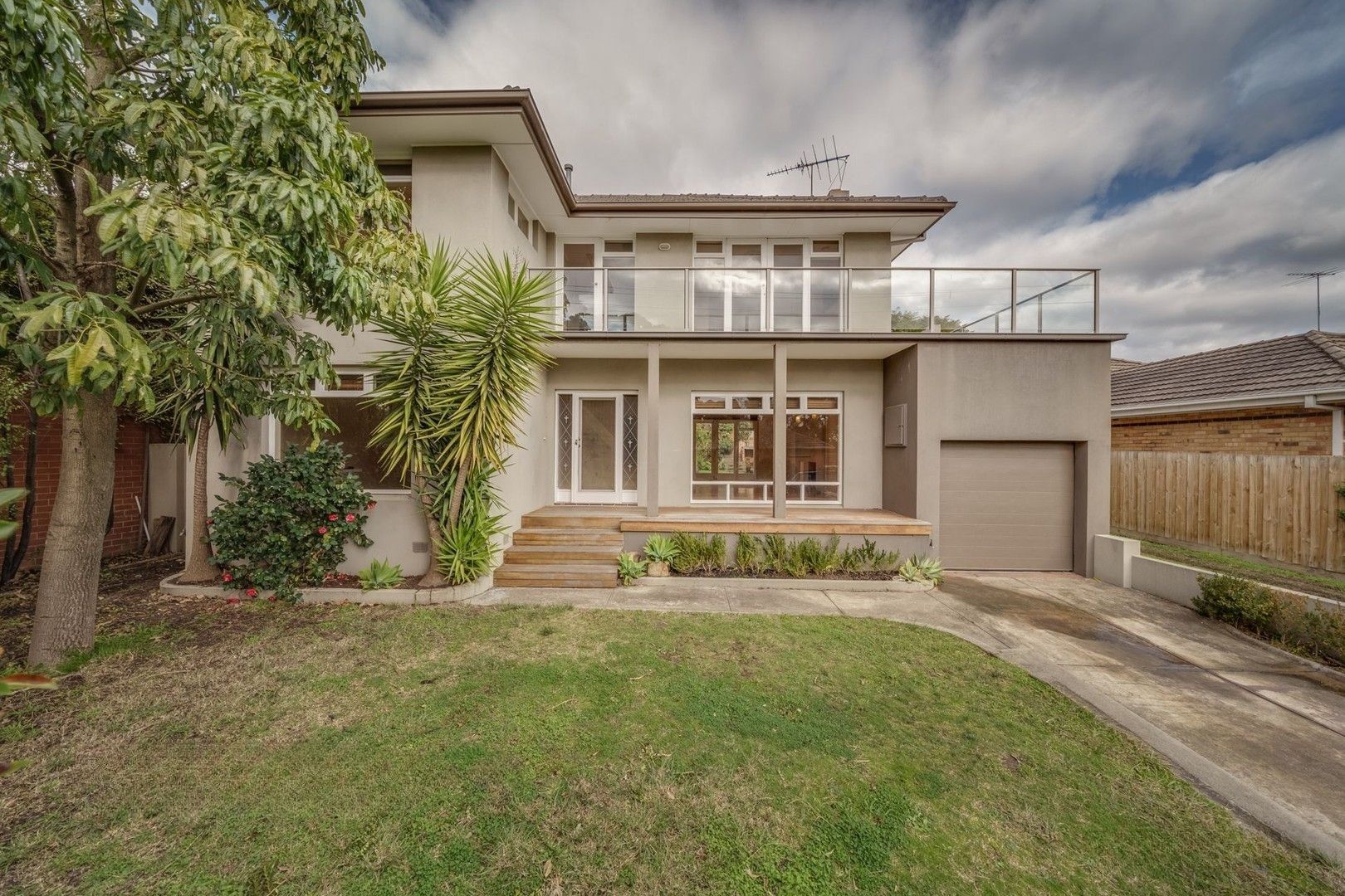 5 bedrooms House in 23 Cameron Road BOX HILL NORTH VIC, 3129