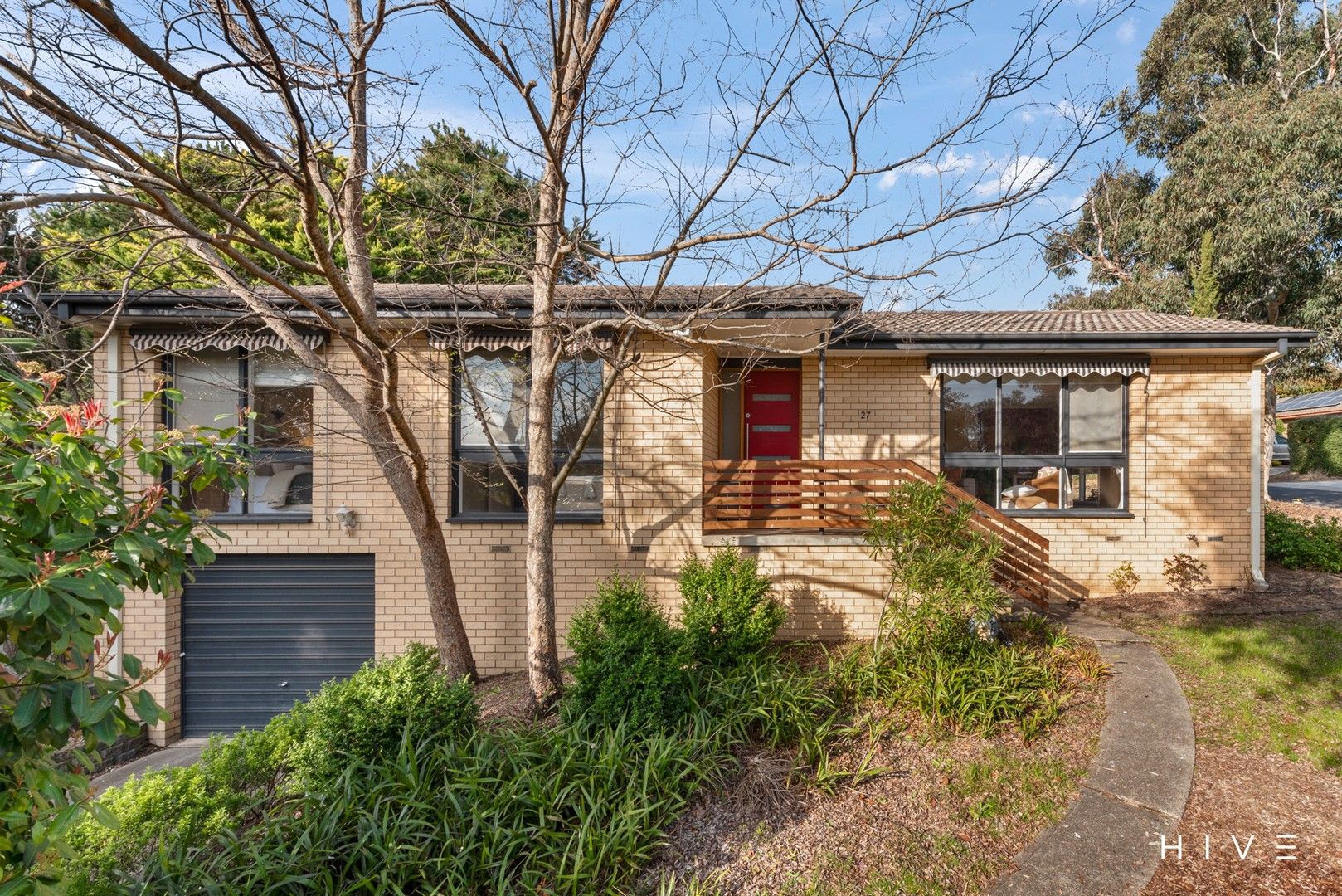 27 Jenner Court, Wanniassa ACT 2903, Image 0