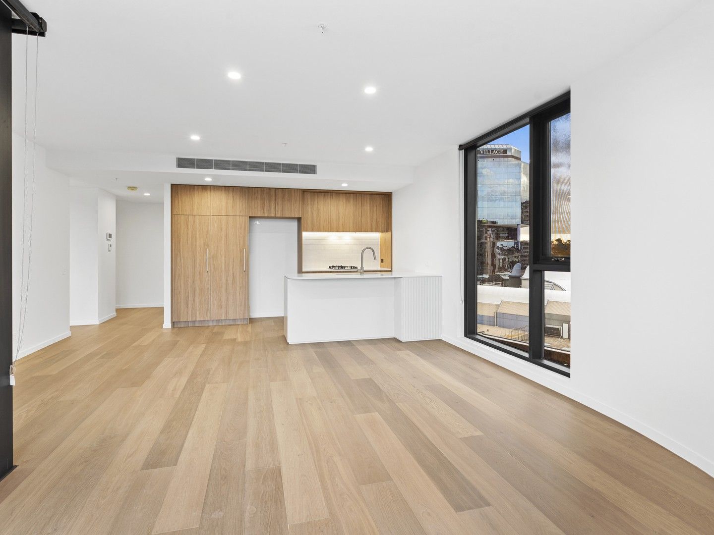 2 bedrooms Apartment / Unit / Flat in 701/3 Archer Street TOOWONG QLD, 4066