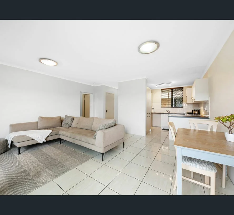 Additional image 2 of 2/8 Cook St, Yeronga QLD 4104