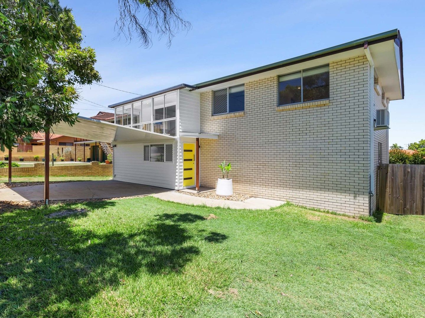 3 bedrooms House in 16 Orchid Street REDCLIFFE QLD, 4020