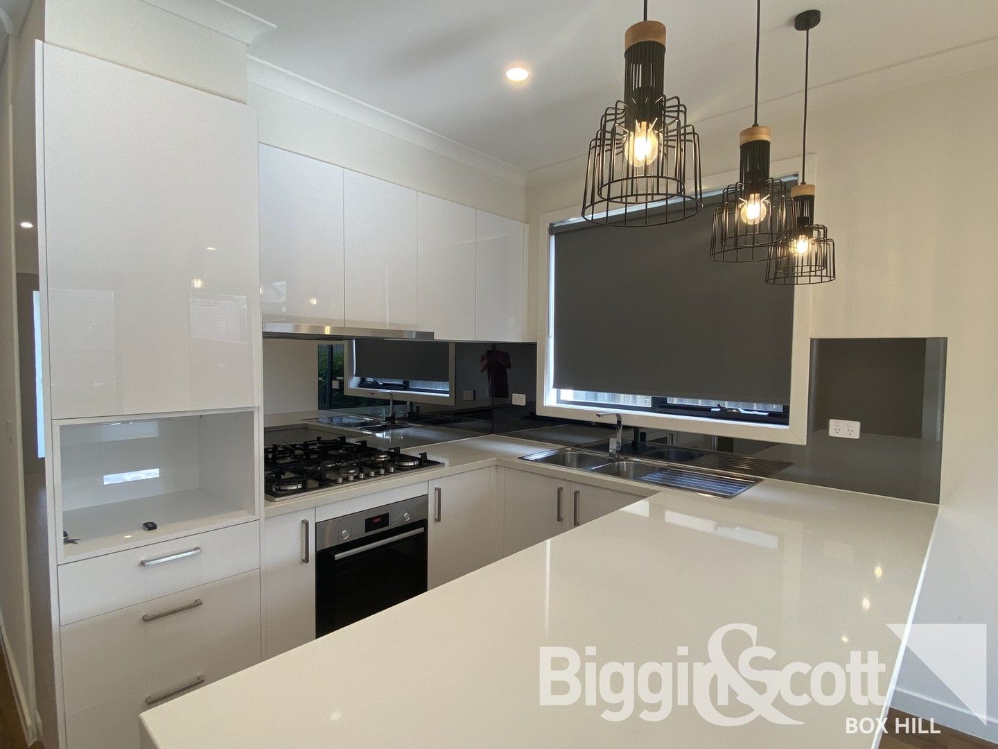 4 bedrooms Townhouse in 1/4 Terrigal Street CHADSTONE VIC, 3148
